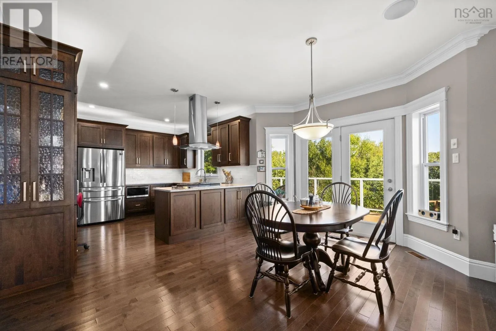 16 Vanier Way
