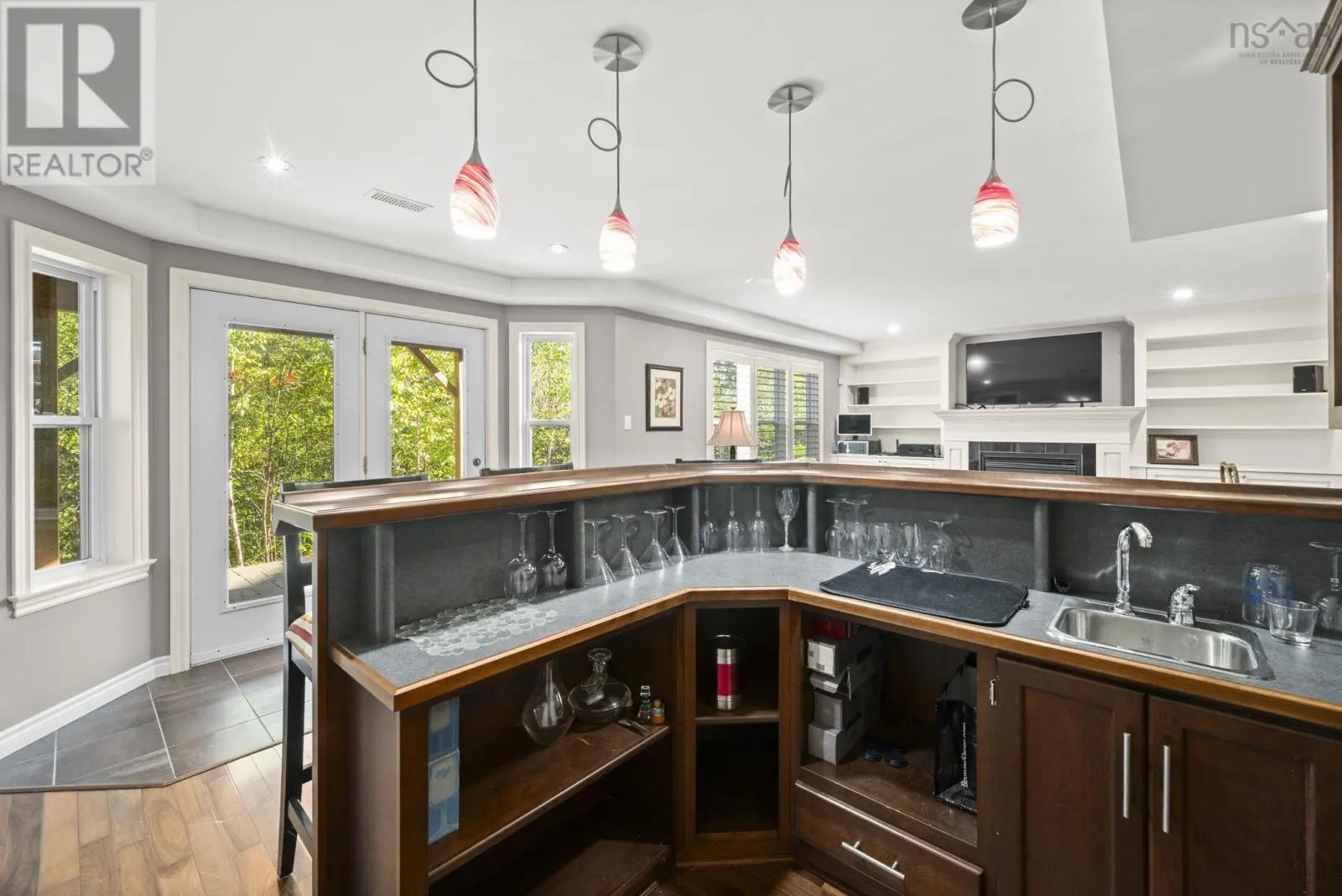 16 Vanier Way