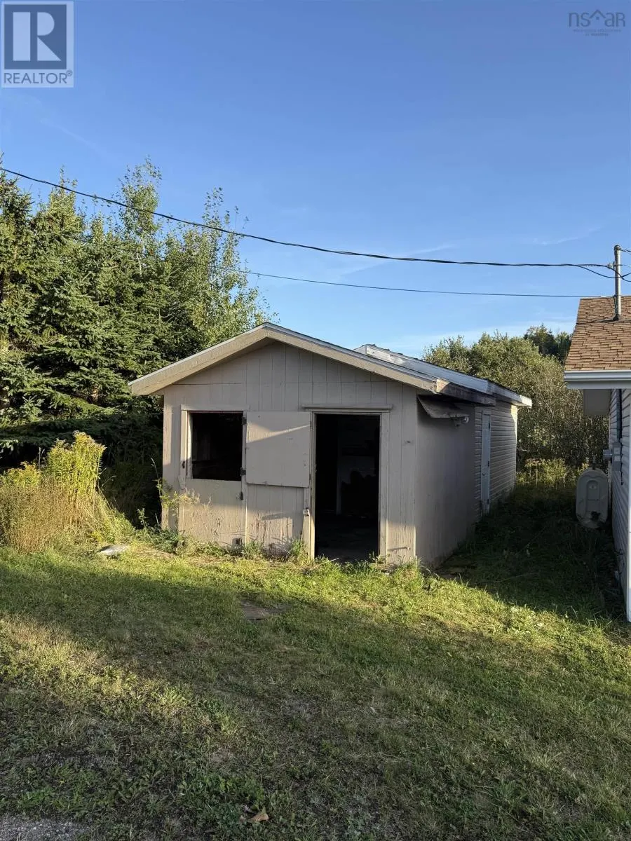 103 Paradise Road