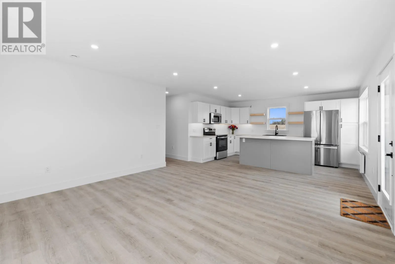 54 Shining Waters Boulevard