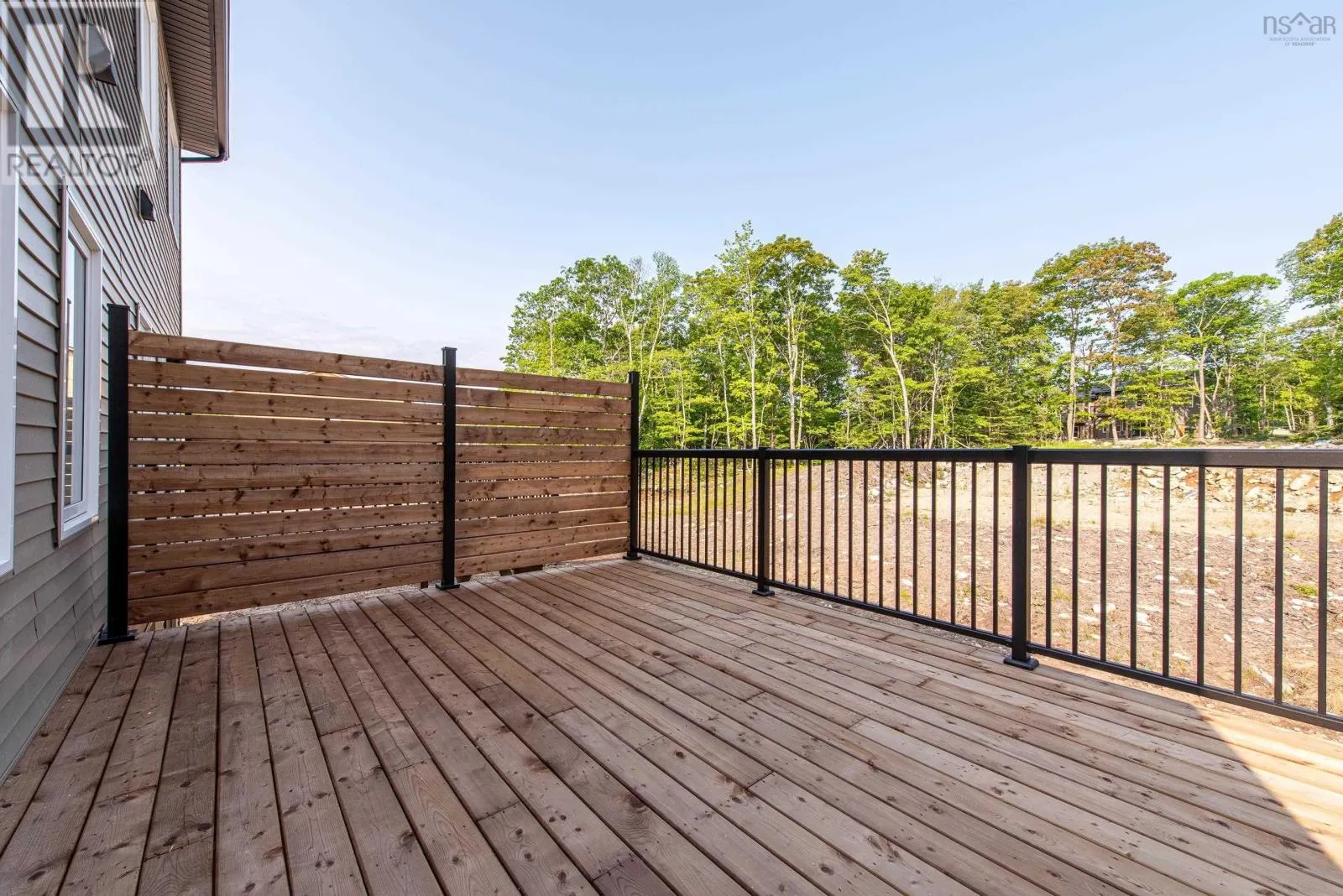 130 Colonial Crescent