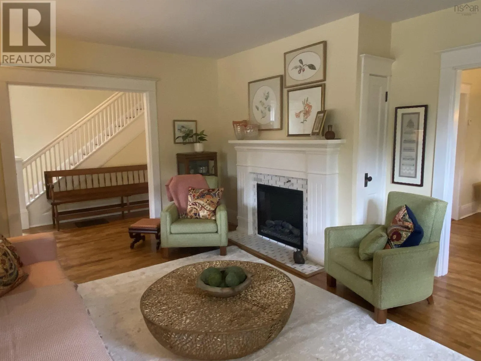 141 SMITH Avenue