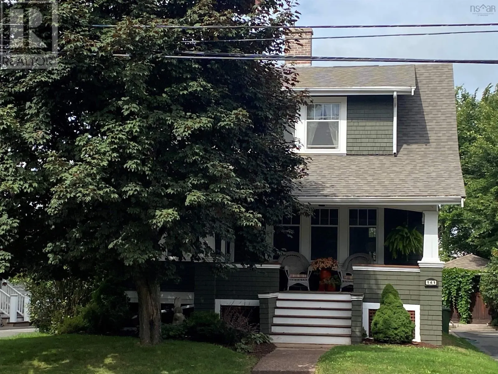 141 SMITH Avenue