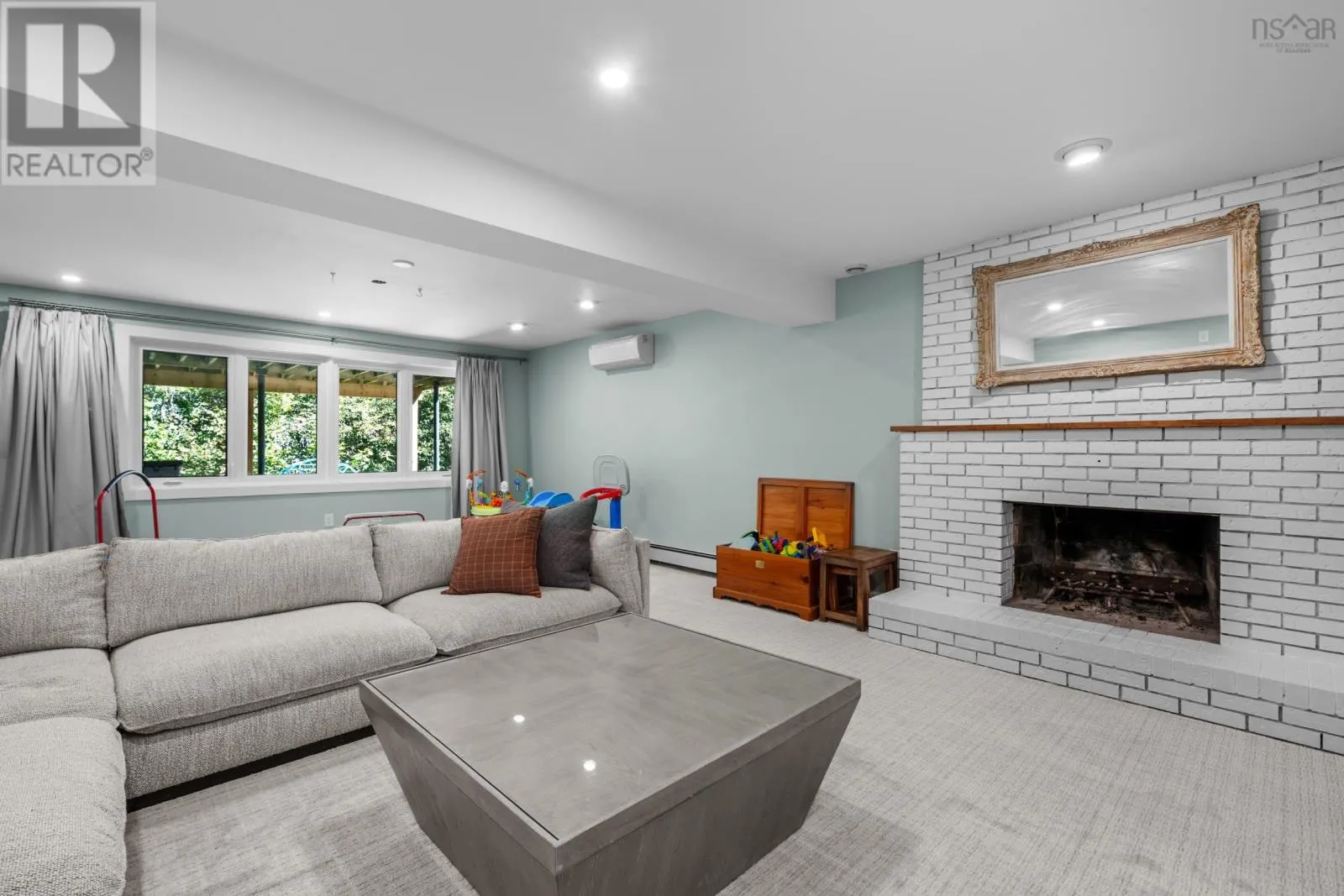 31 Downs Avenue
