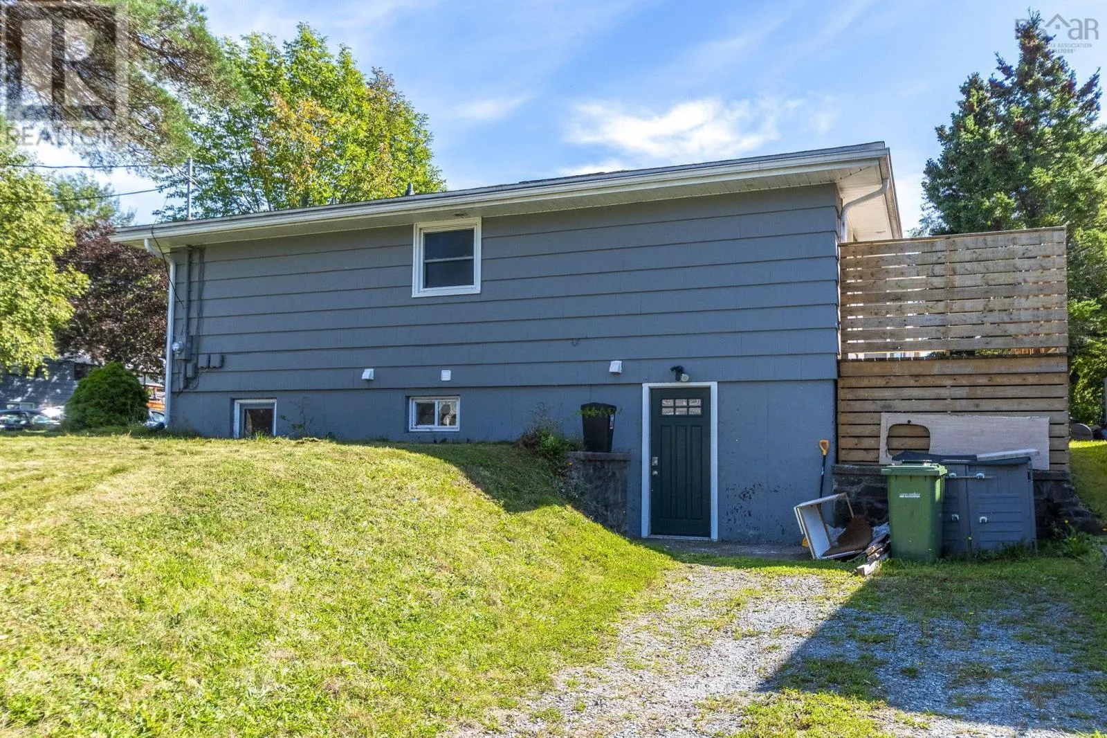 1 Grandview Drive