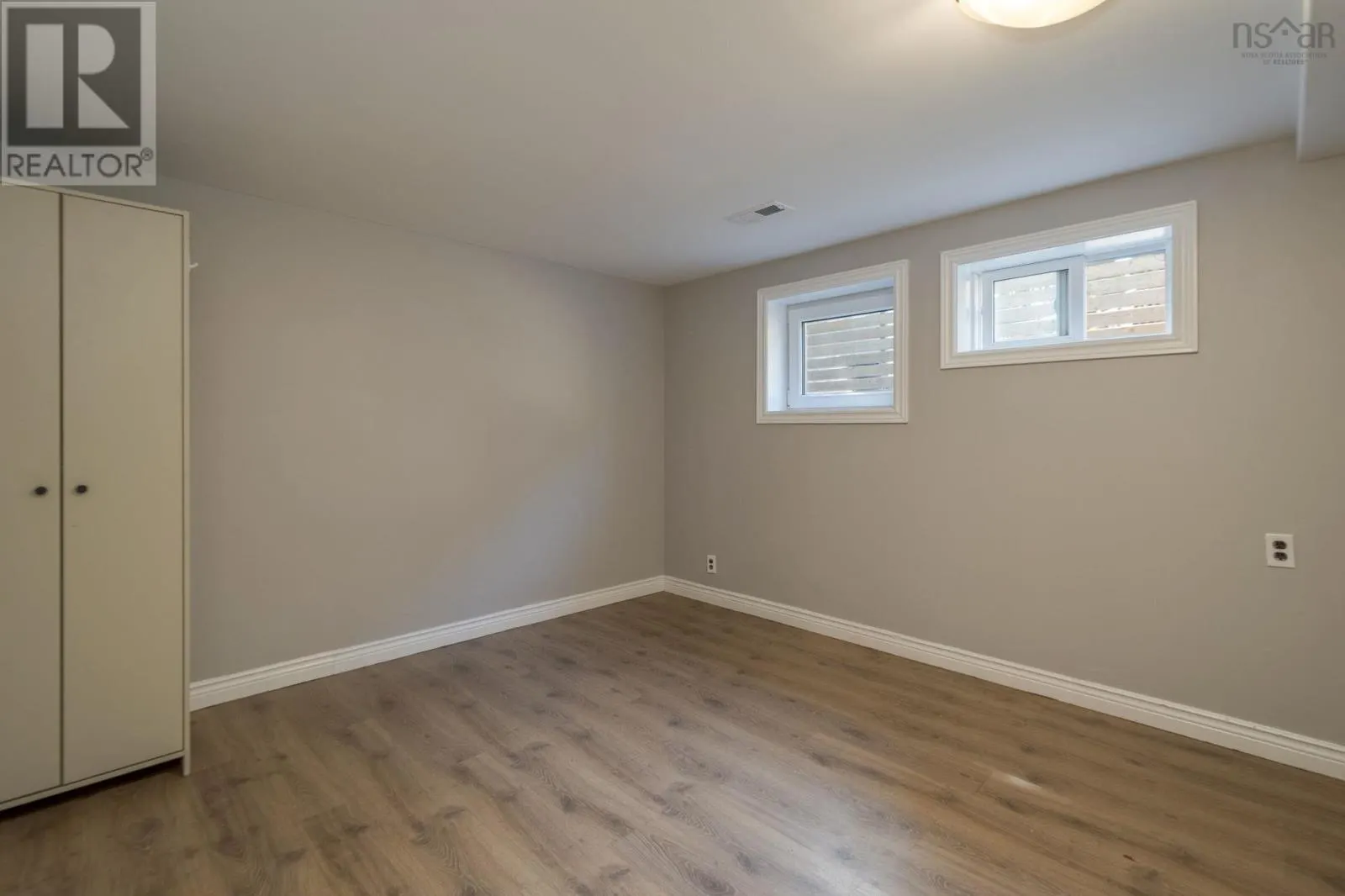 1 Grandview Drive