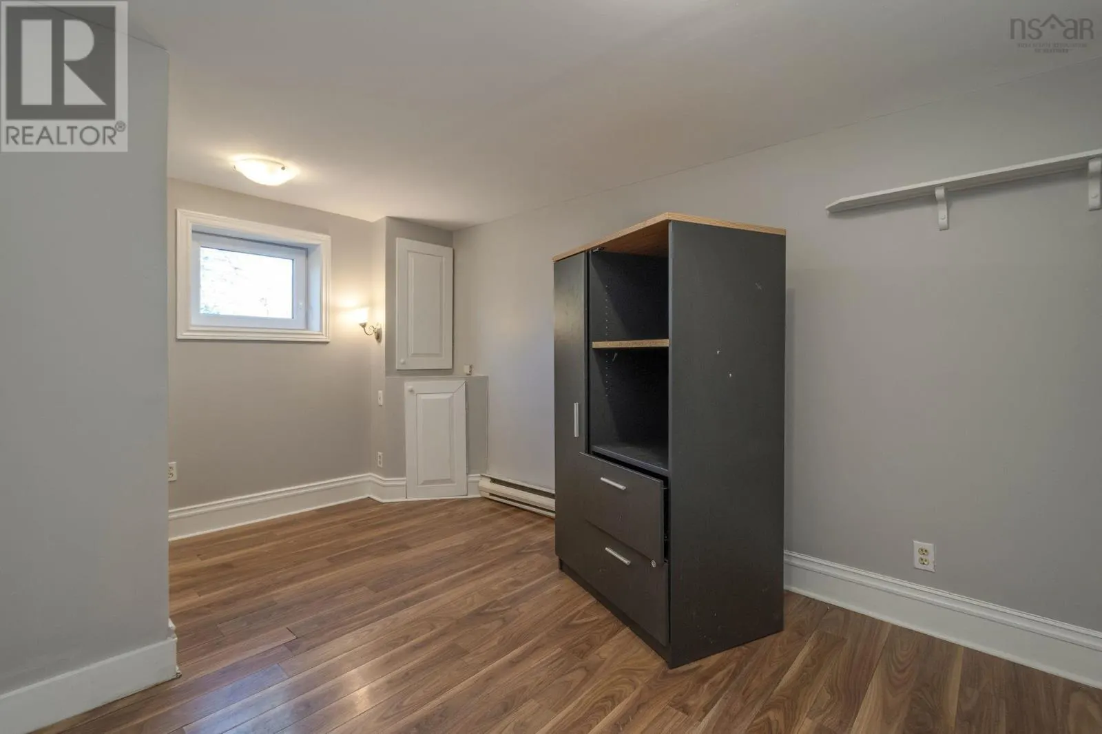 1 Grandview Drive