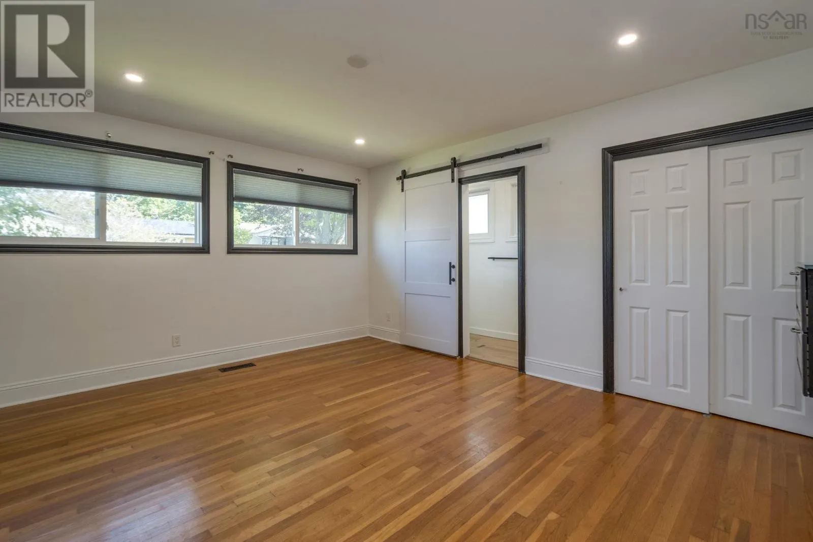 1 Grandview Drive