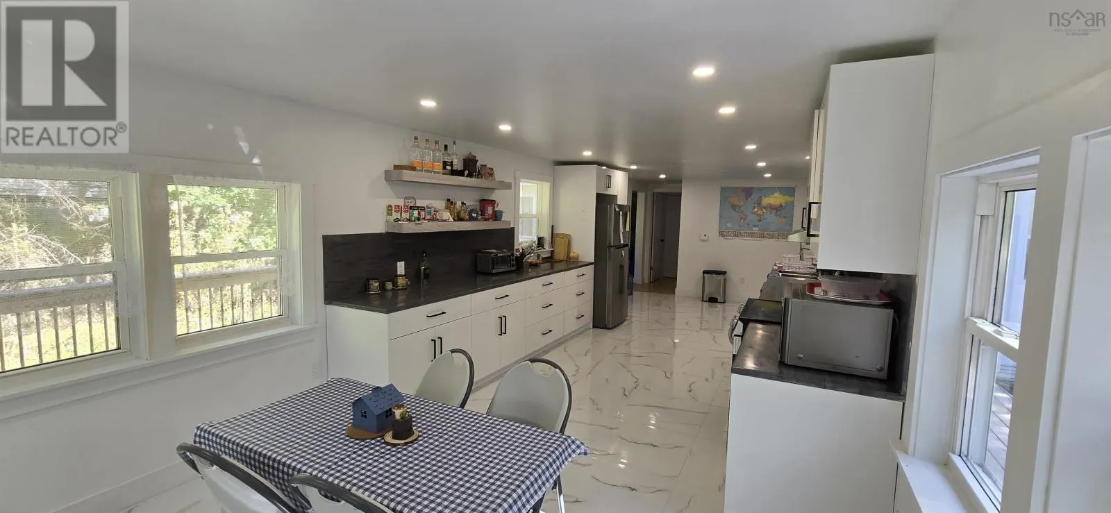 1622 English Mountain Road