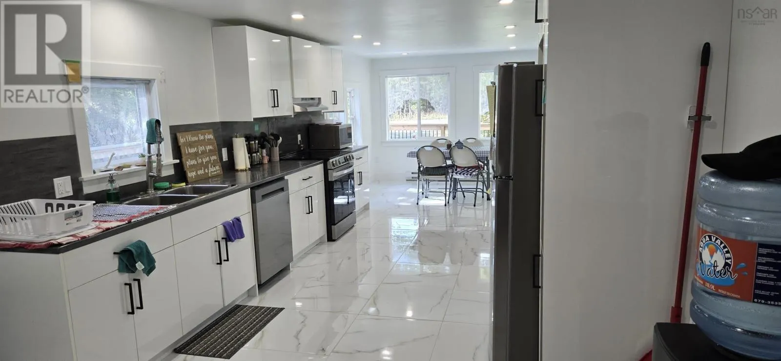 1622 English Mountain Road