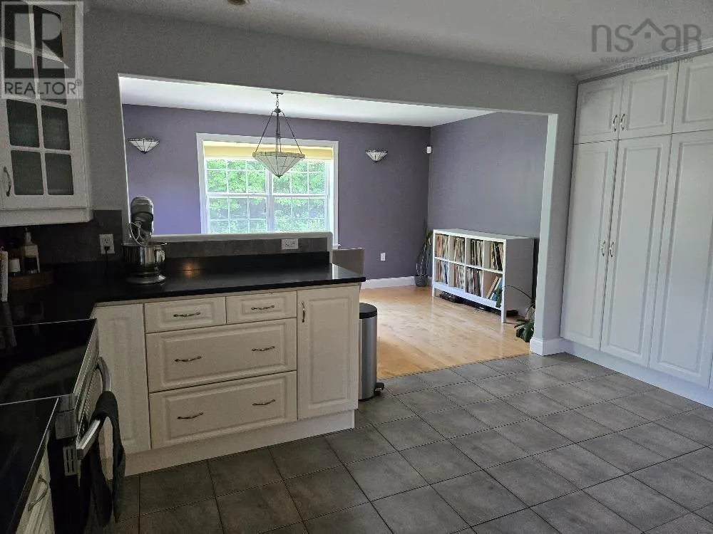 123 Glenabbey Drive