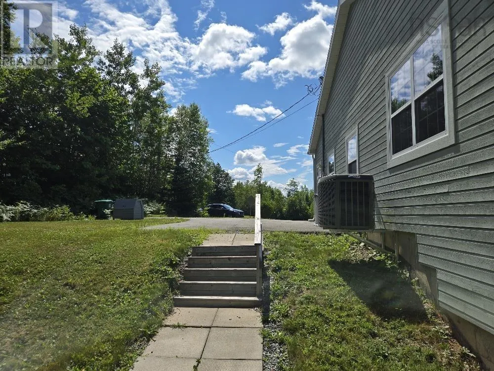 123 Glenabbey Drive