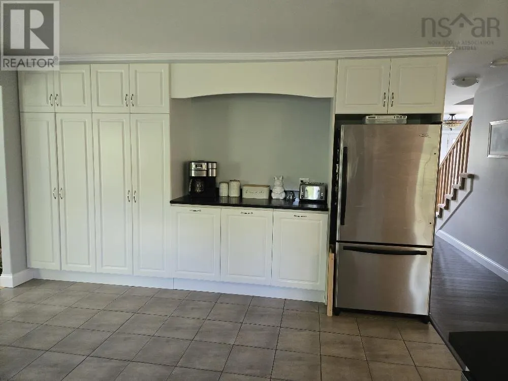 123 Glenabbey Drive