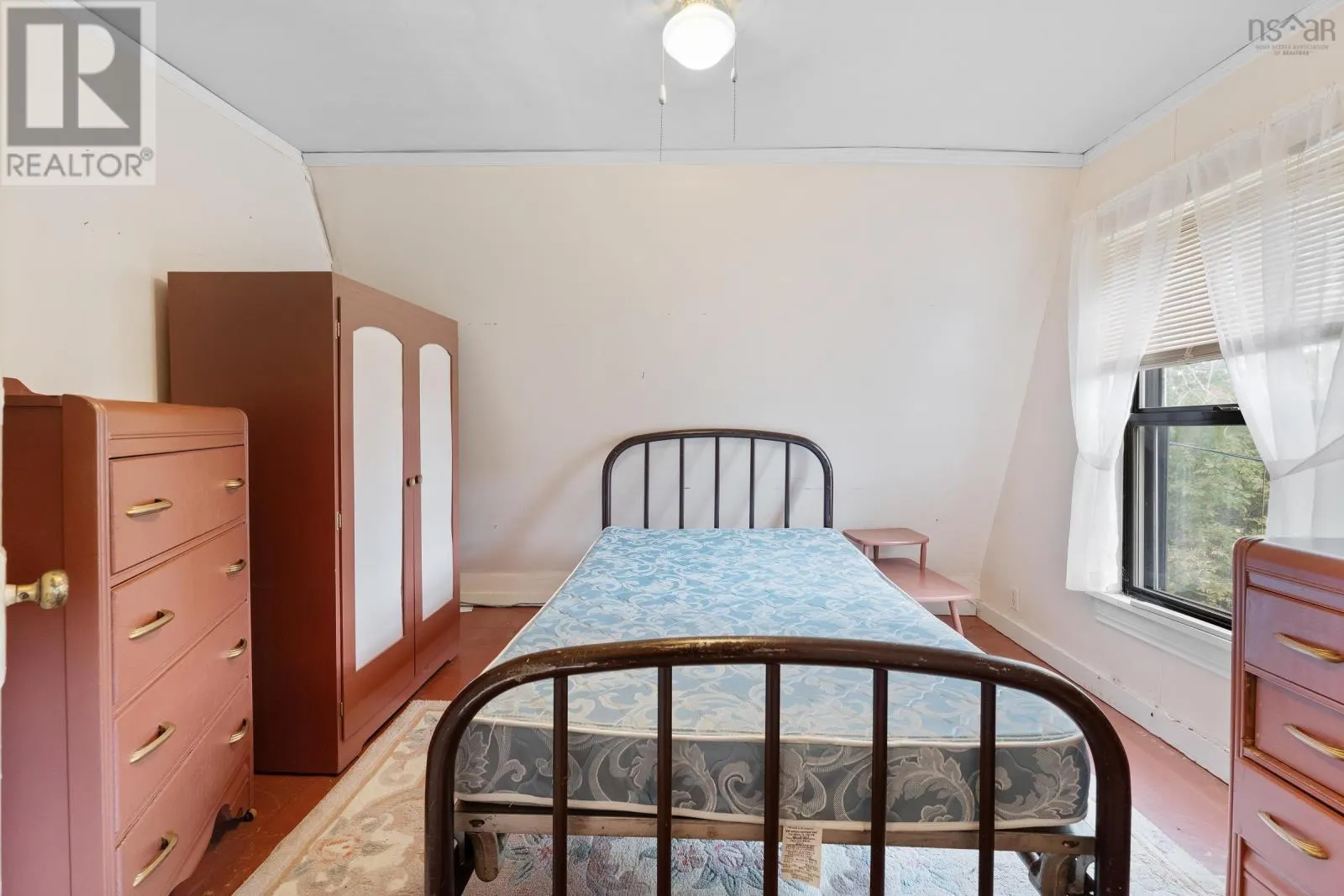 534 Weymouth Falls Road