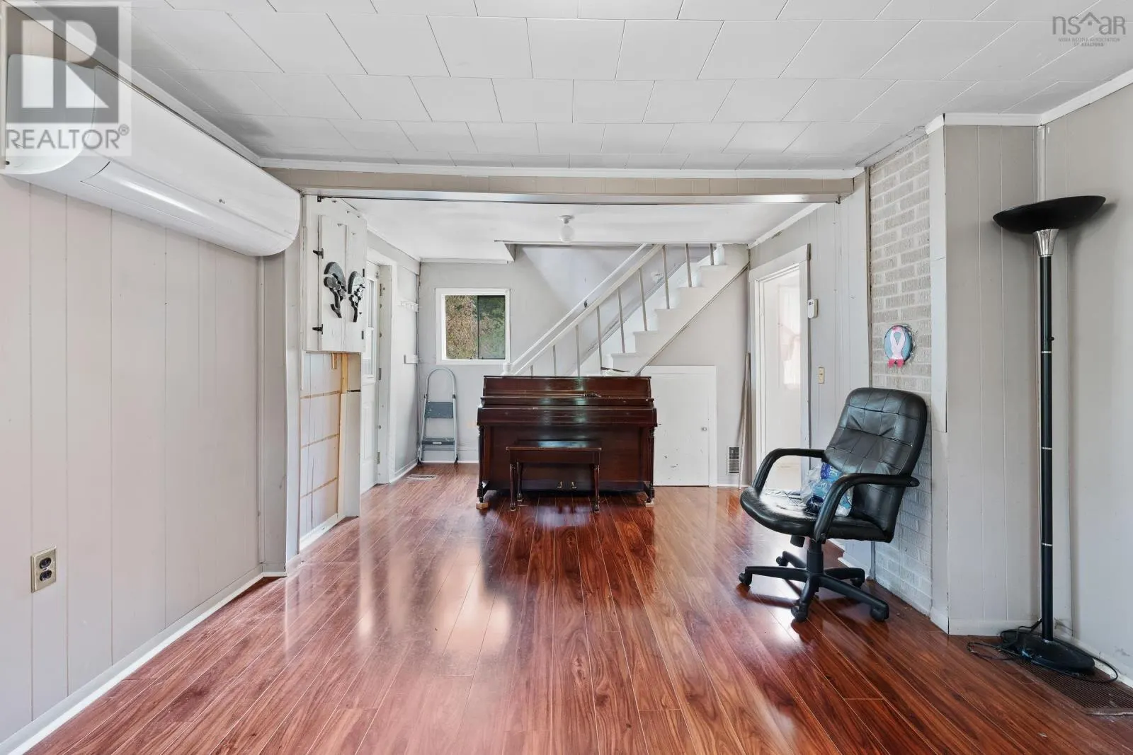 534 Weymouth Falls Road