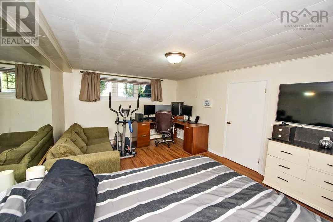 6 Apollo Court