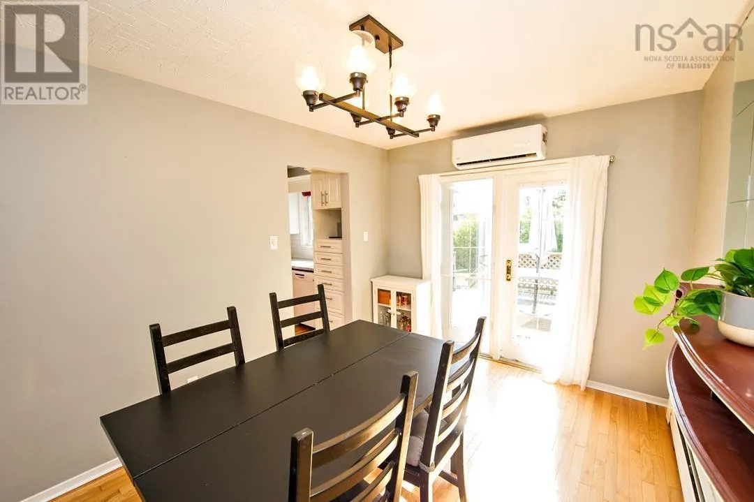 6 Apollo Court