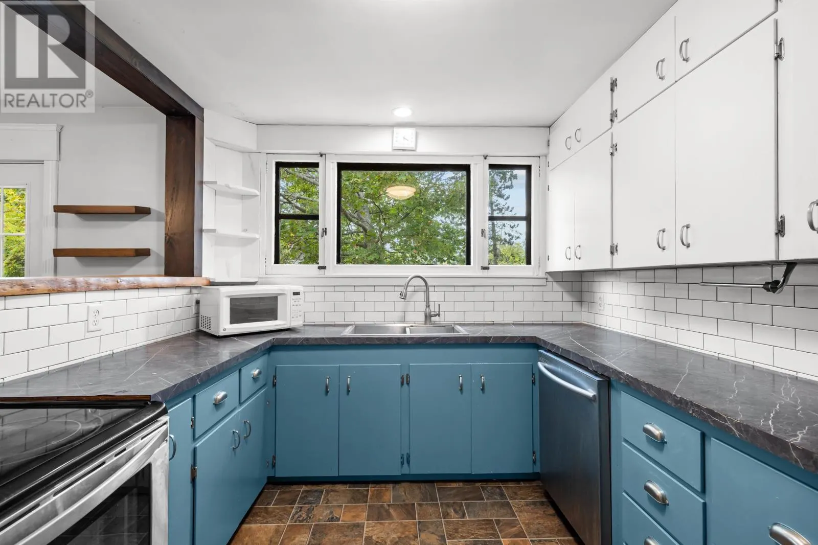 61 Mount Edward Road
