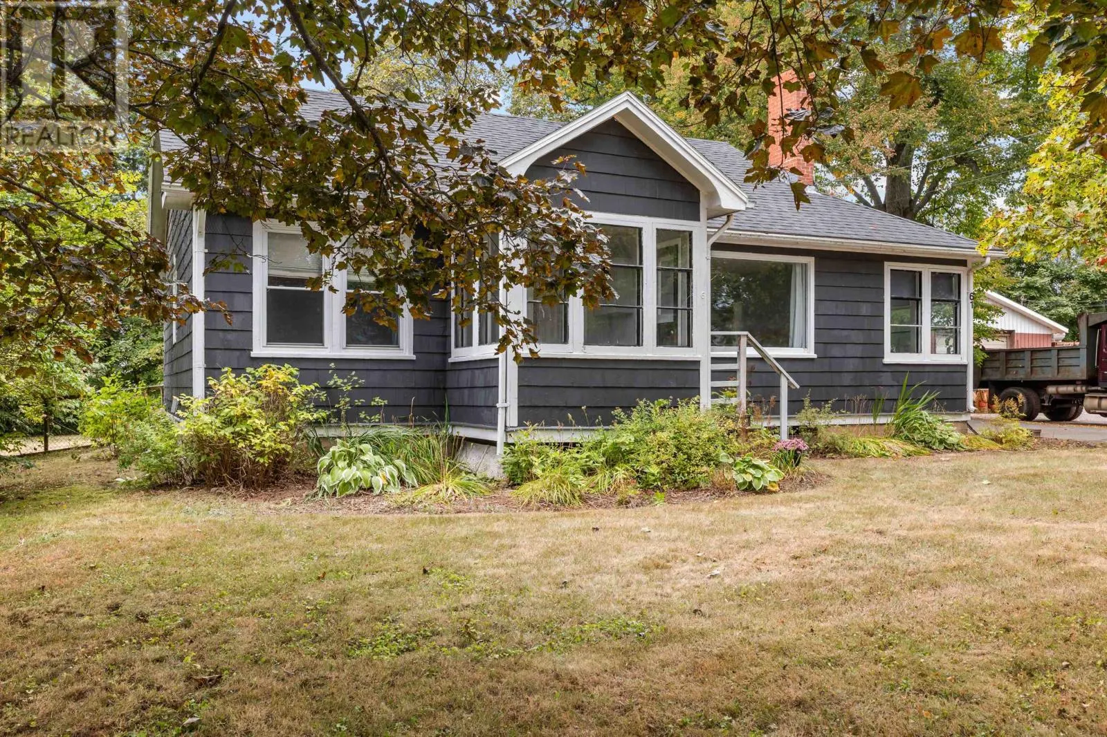 61 Mount Edward Road