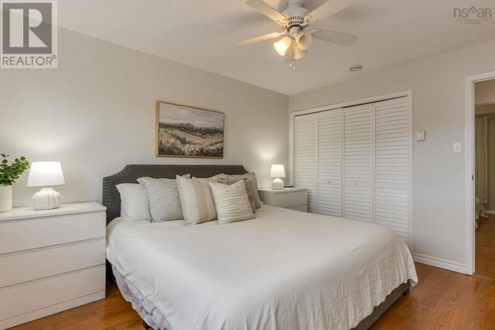 20 Oakwood Court