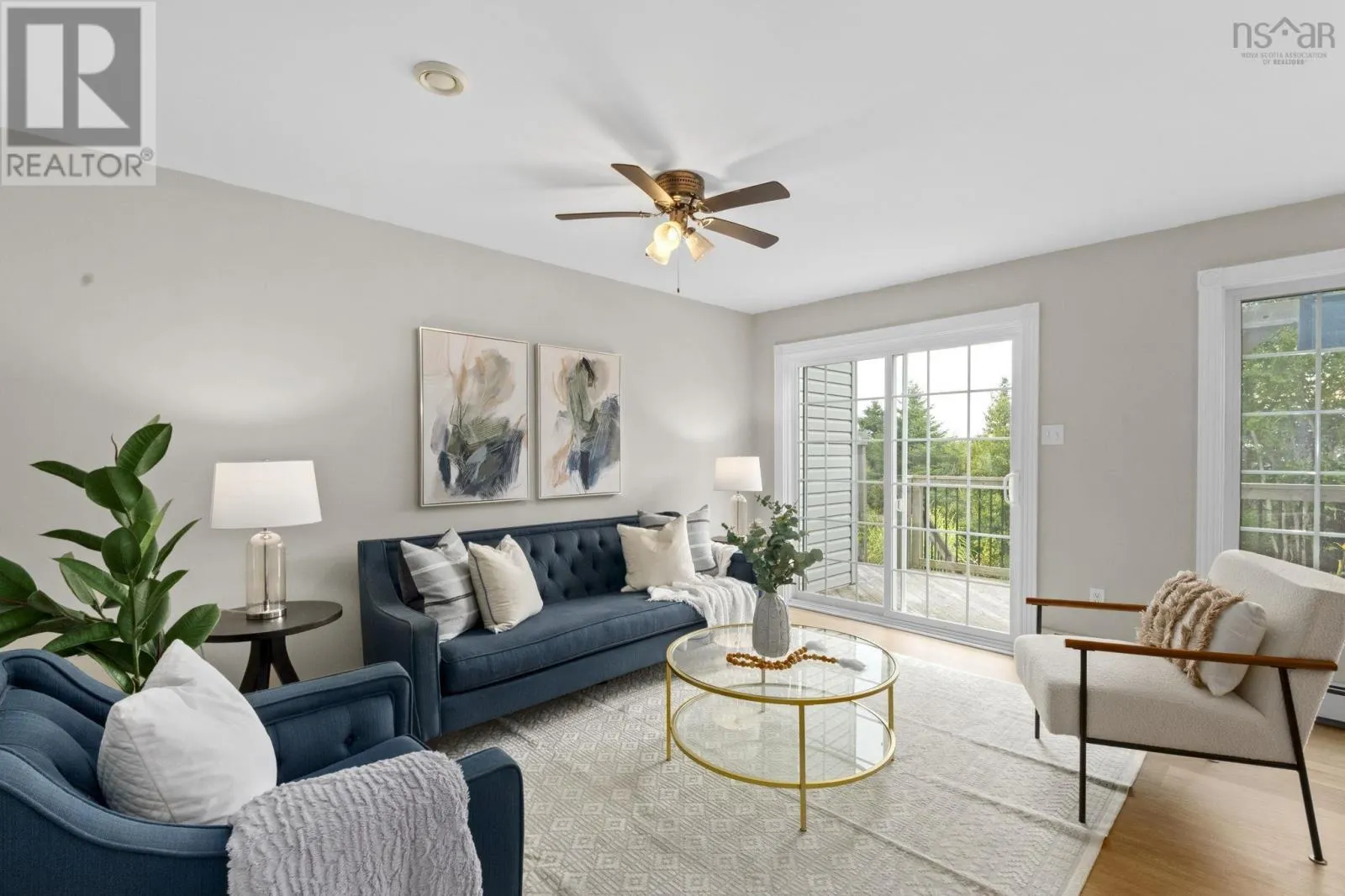 12 Crystal Hill