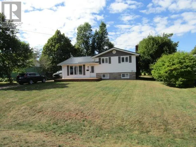 48 Lily Crescent