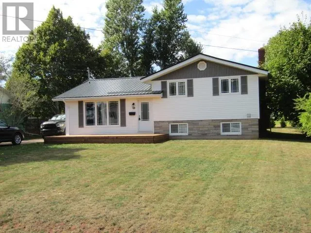 48 Lily Crescent