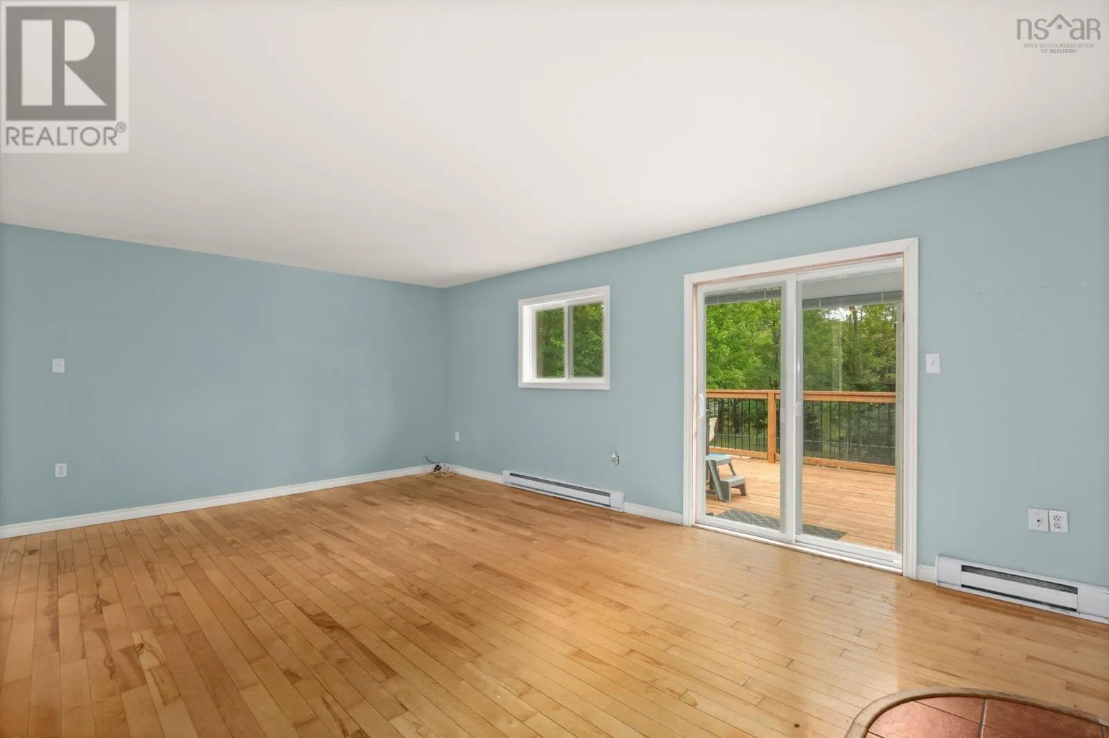 123 Lockview Road