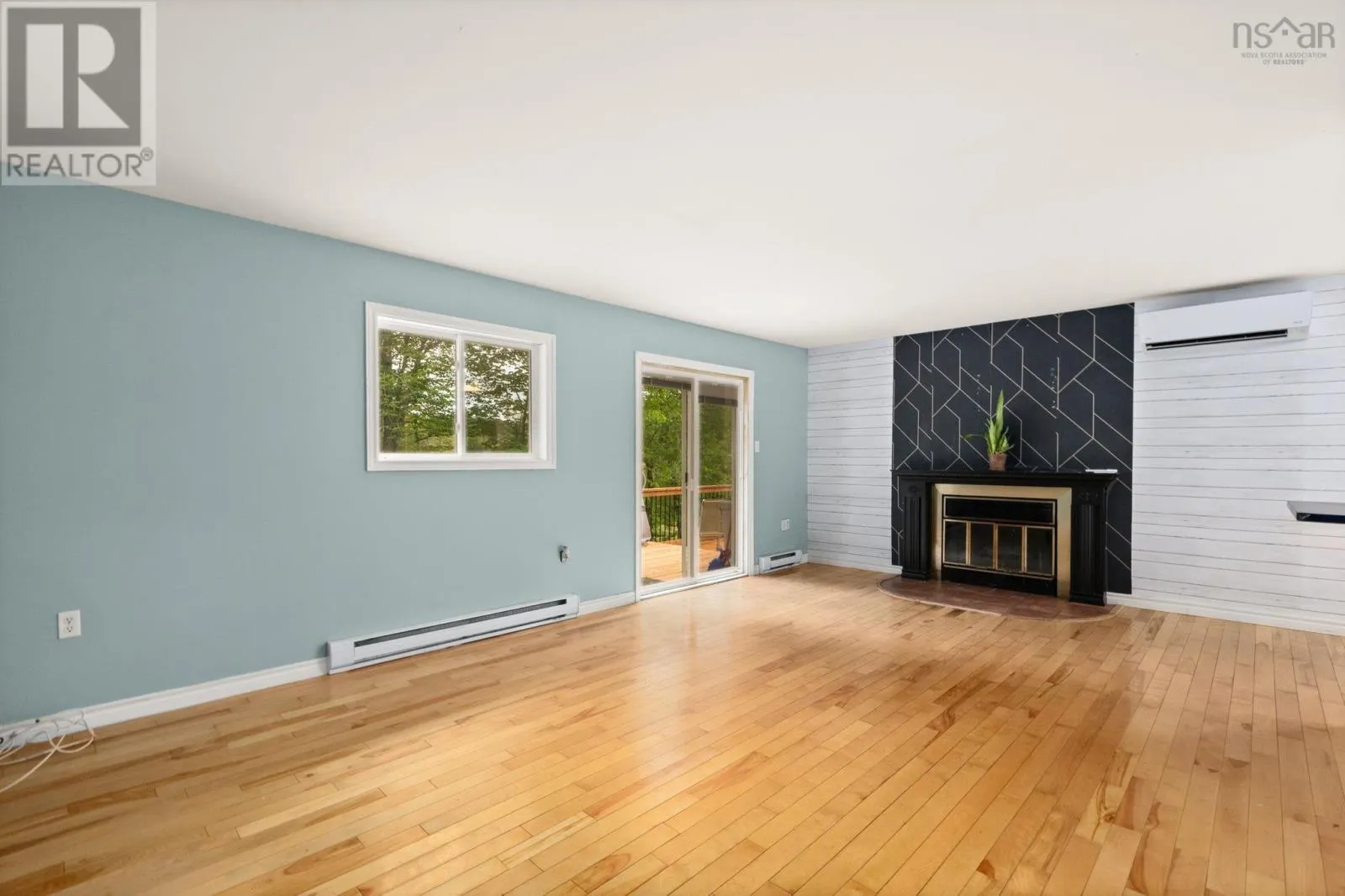 123 Lockview Road