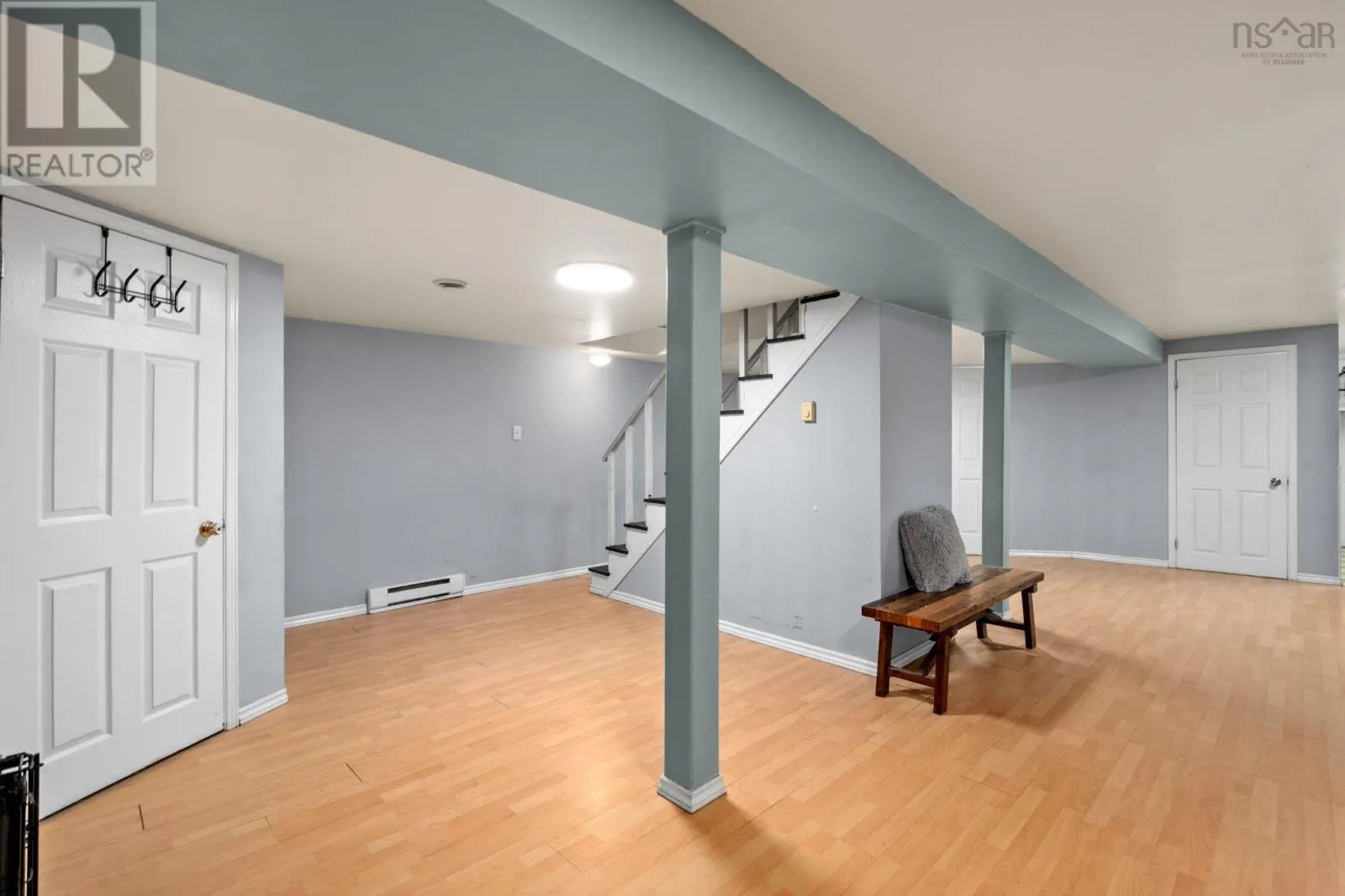 123 Lockview Road