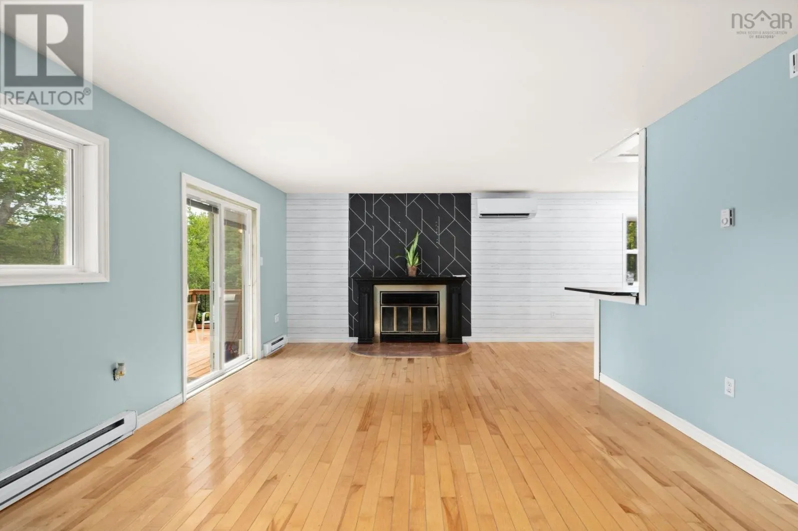 123 Lockview Road