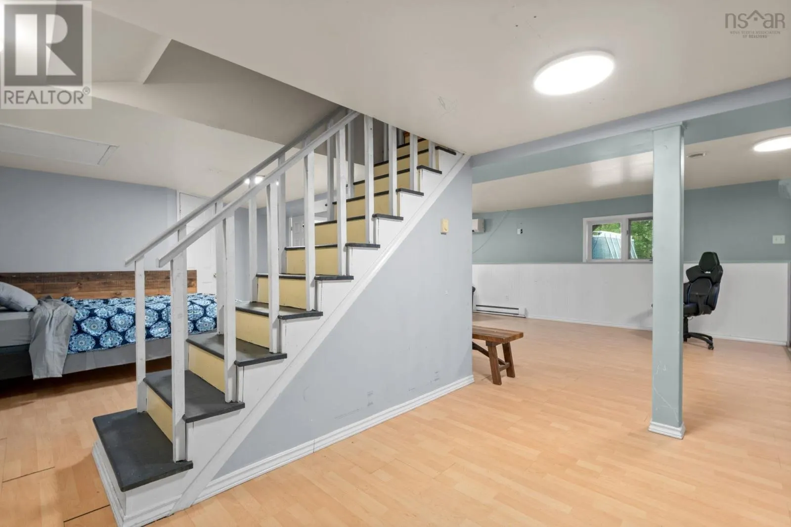 123 Lockview Road