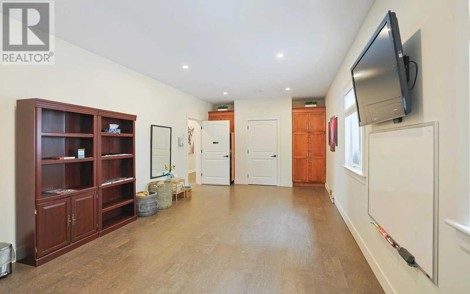 174 Pickles Lane