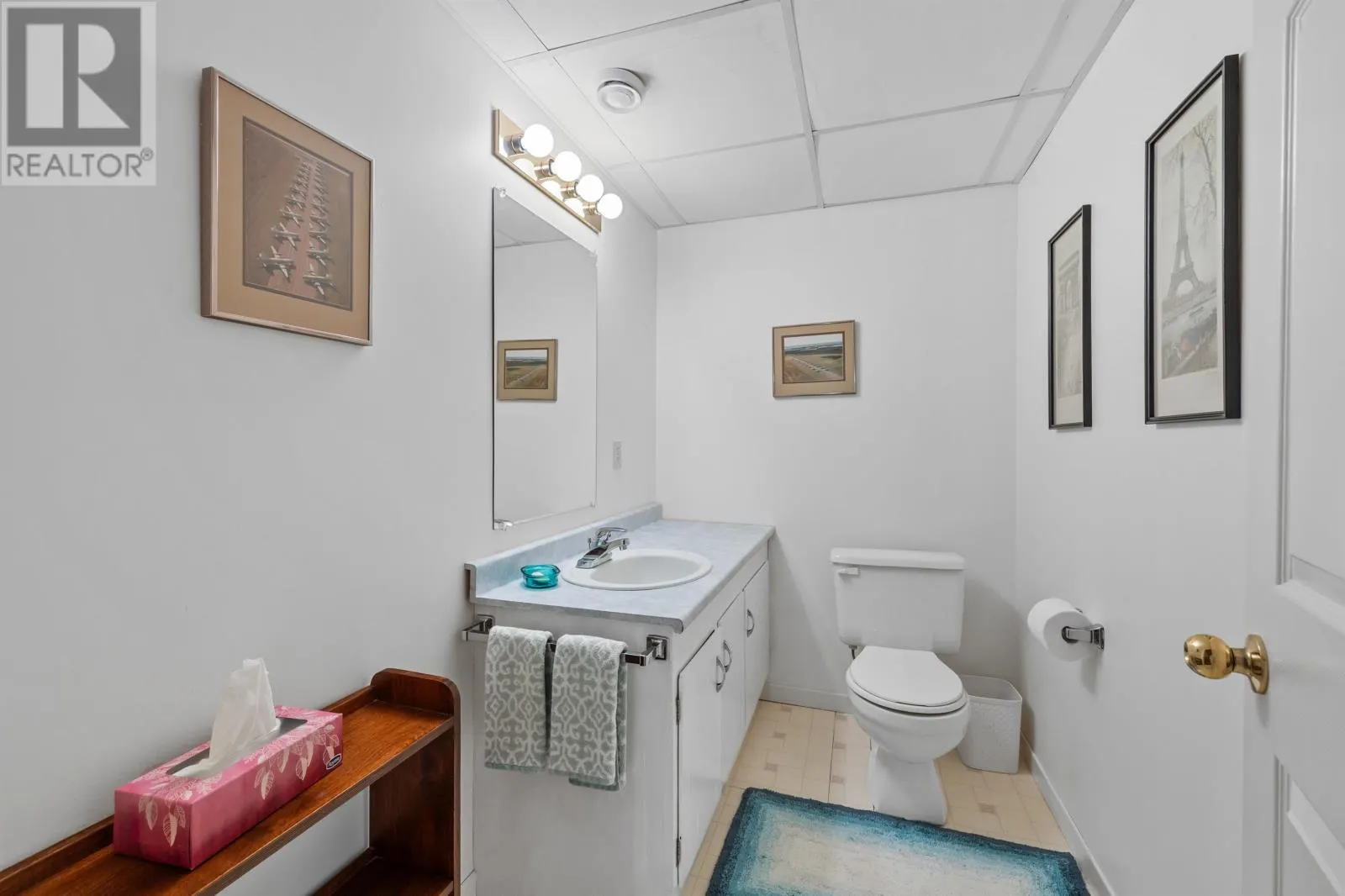 108 Ashbury Ln.