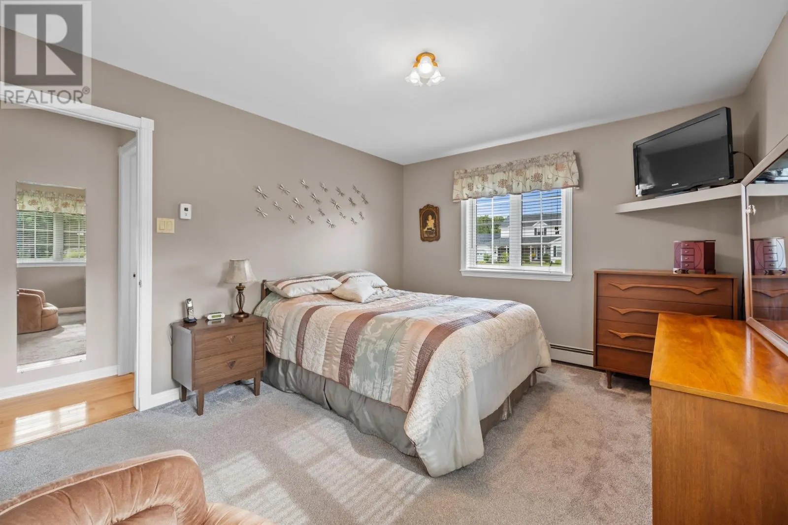 108 Ashbury Ln.