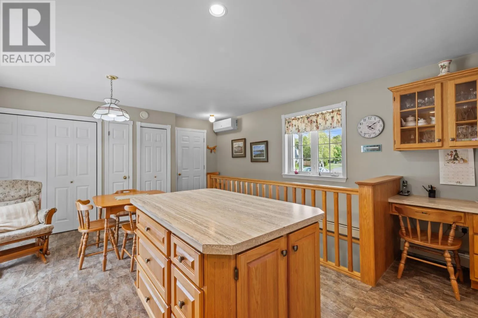 108 Ashbury Ln.
