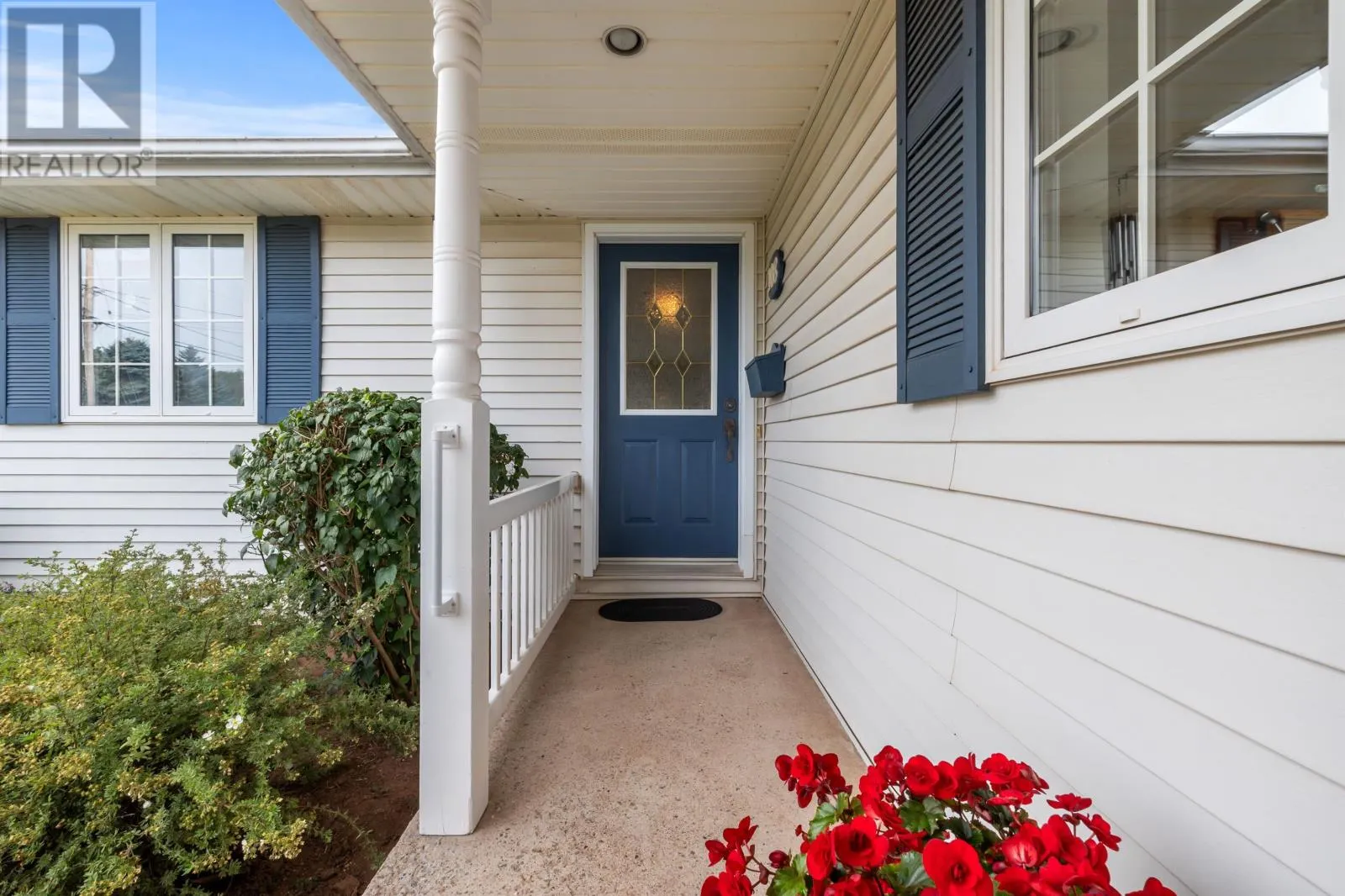 108 Ashbury Ln.