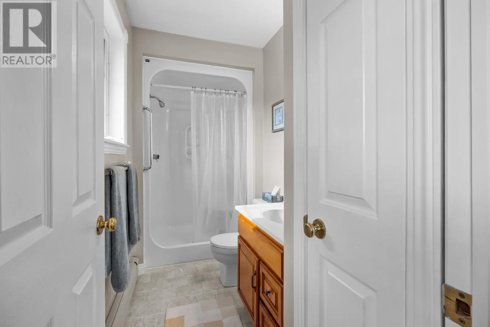 108 Ashbury Ln.