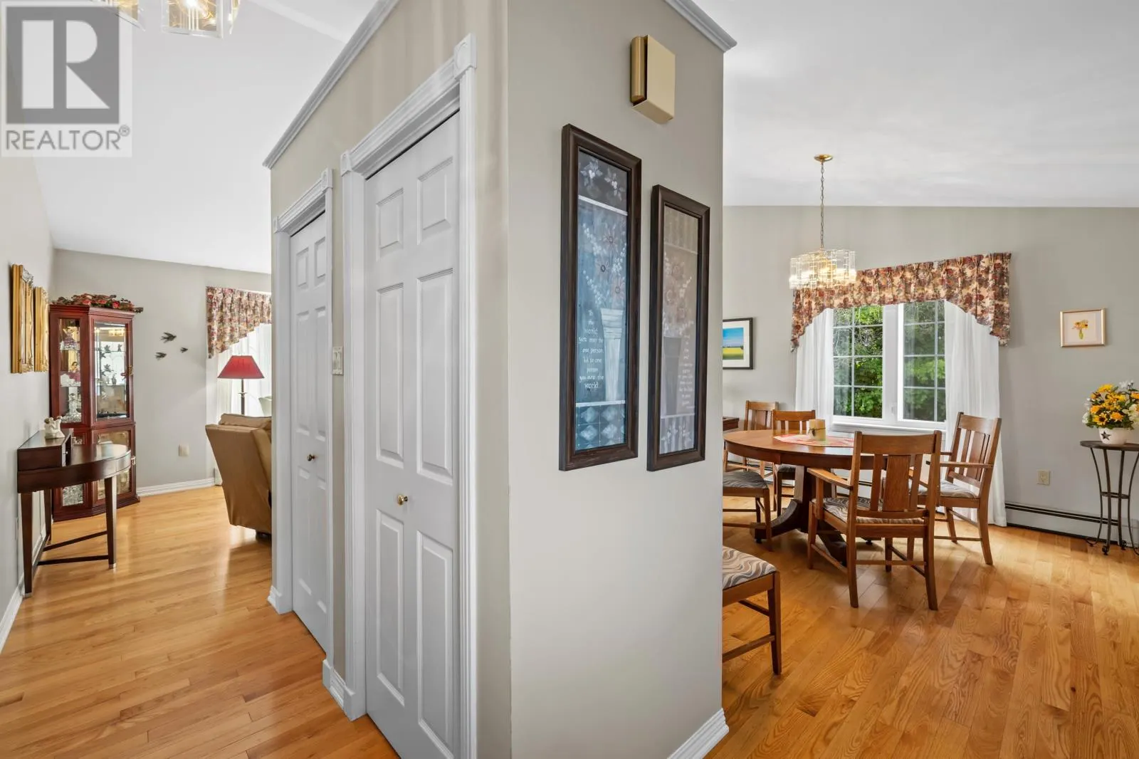 108 Ashbury Ln.