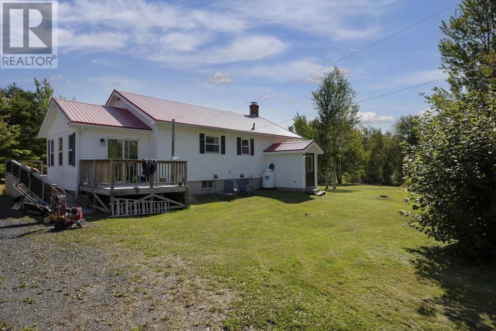 6450 Highway 6