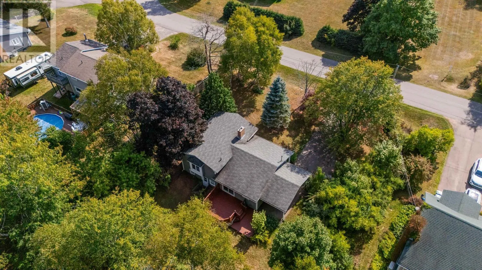 61 Glencove Dr