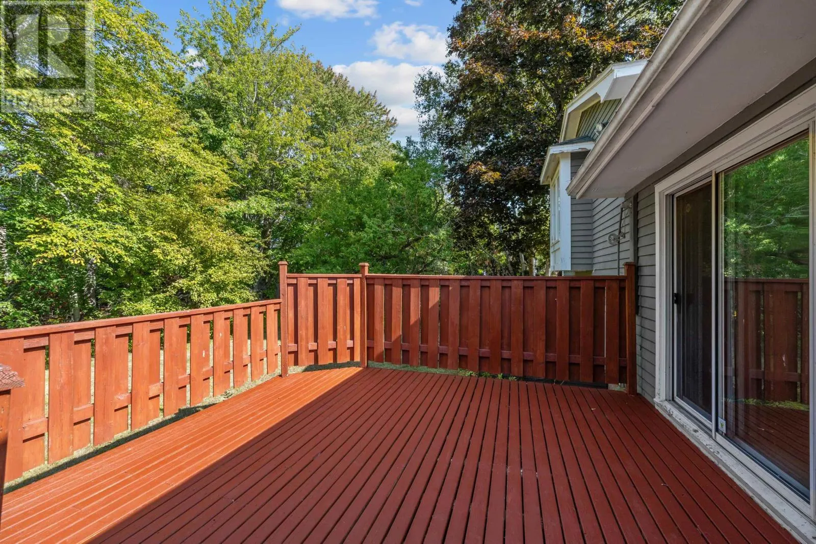 61 Glencove Dr