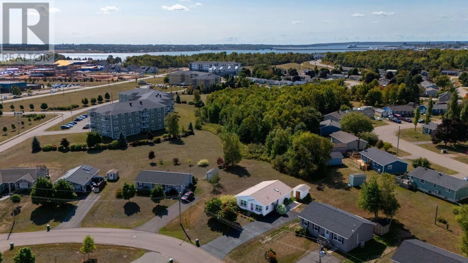 19 Deep River Drive|River Ridge Estates