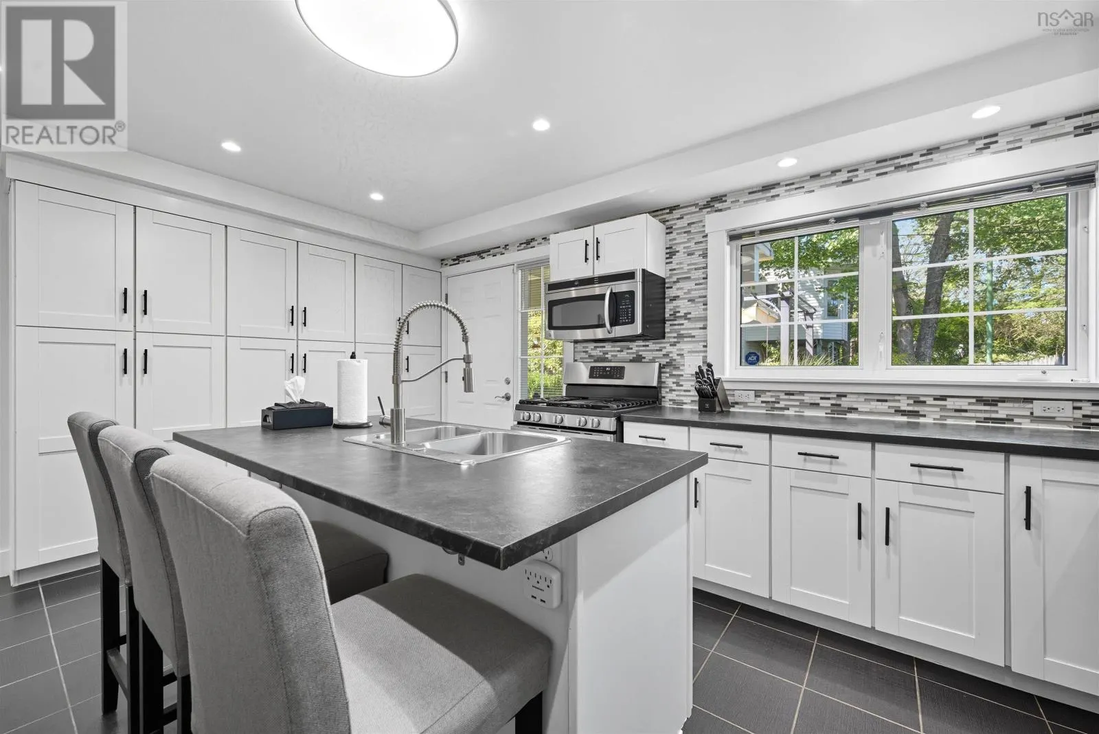 53 Clayton Park Drive