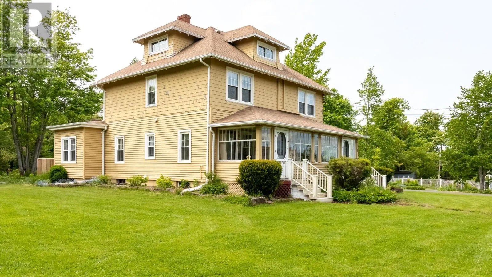 19 Wood Island Road