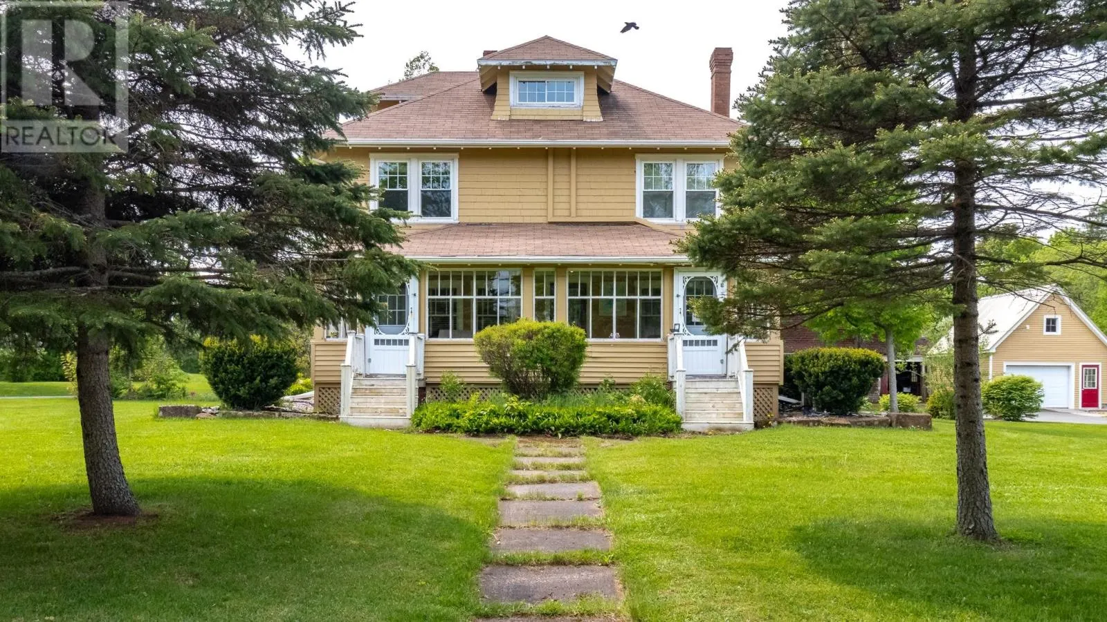 19 Wood Island Road