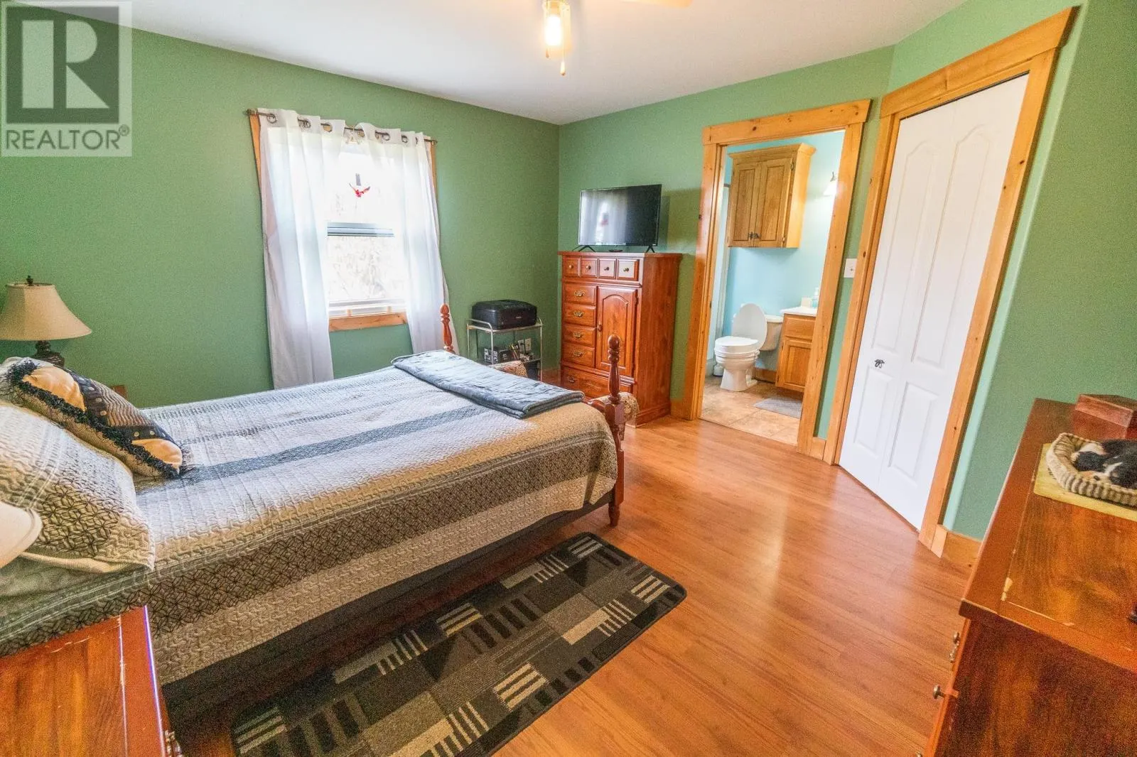 136 Crooked Creek Road
