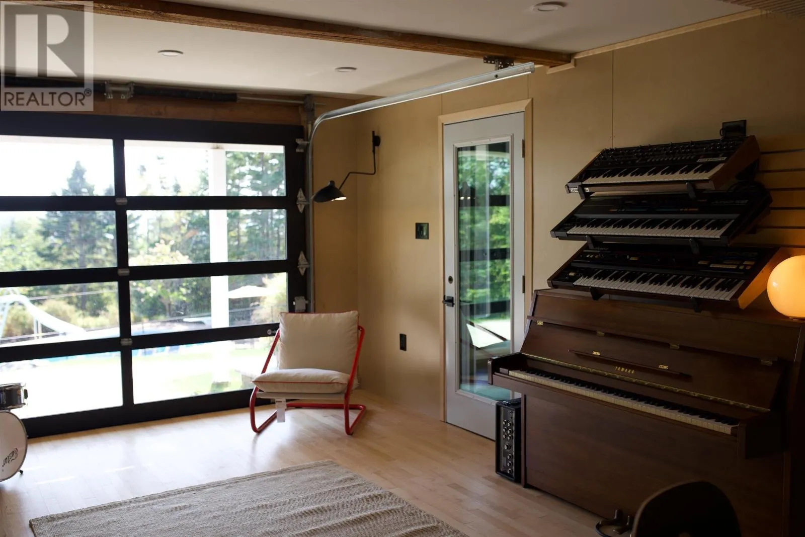 214 Hillside Drive