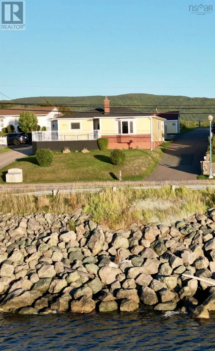 15052 Cabot Trail Road