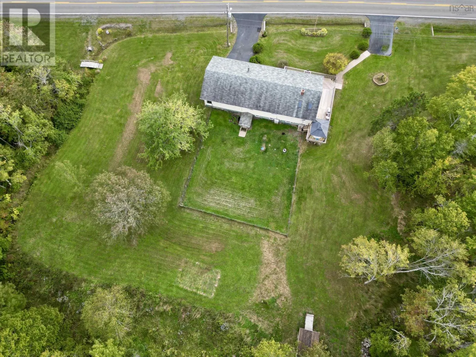 5585 Highway 4